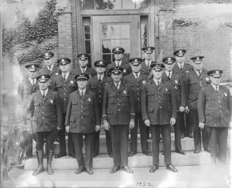 APD_1932_w_motorcycle